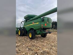 2017 John Deere S670