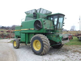 John Deere 7720