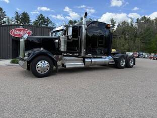 2023 Kenworth W900L