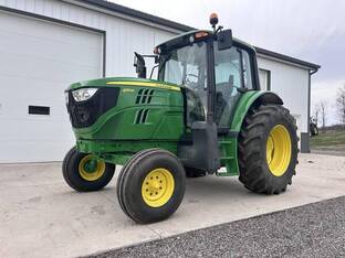 John Deere 6115M