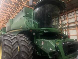2023 John Deere S790