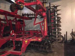 2010 Sunflower 1435-40