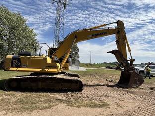 2011 Komatsu PC200 LC-8