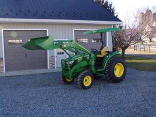 2021 John Deere 4052R