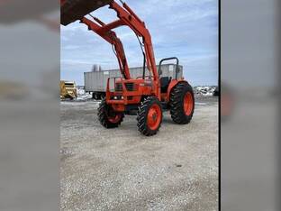 Kubota M6800HD