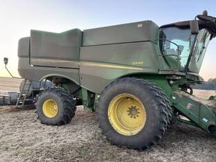 2017 John Deere S690