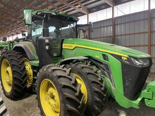 2023 John Deere 8R 410