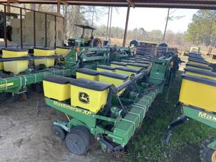 2013 John Deere 1720