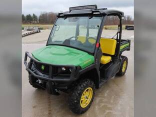 2022 John Deere GATOR XUV 835M