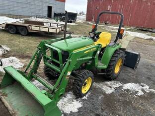 2014 John Deere 3038E