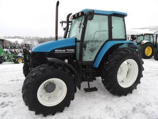 2000 New Holland TS100