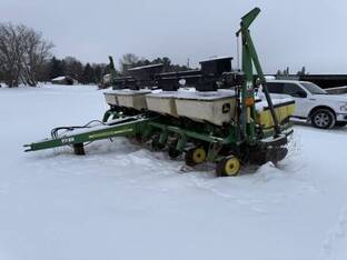 2008 John Deere 1750