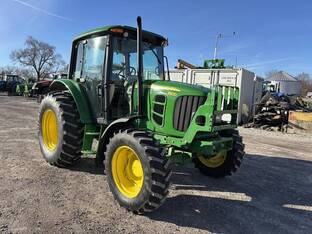 2010 John Deere 6430