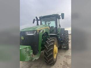 2025 John Deere 8R 250