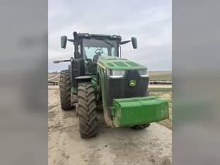 2025 John Deere 8R 250