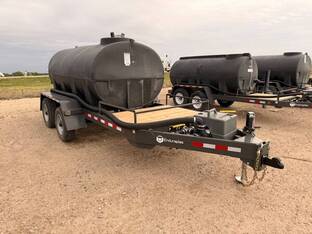 2026 Endura 1600 Gallon Black Limited Nurse Trailer