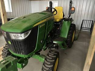2021 John Deere 3033R