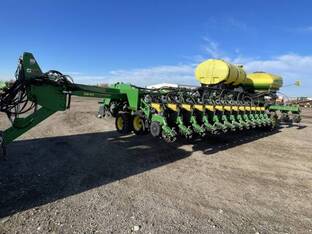 2019 John Deere DB66