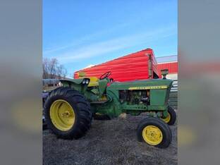 1965 John Deere 2010