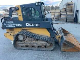 2019 John Deere 325G