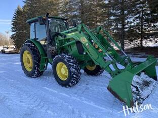 2022 John Deere 6105E