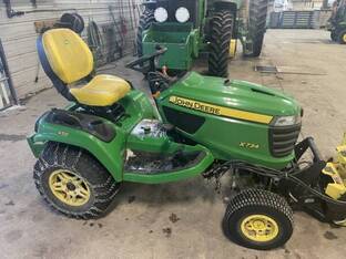 2020 John Deere X734