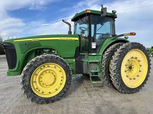 2002 John Deere 8320
