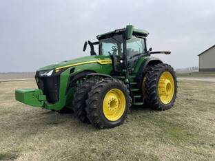 2023 John Deere 8R 370