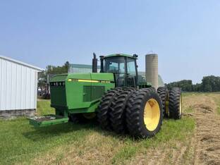 1990 John Deere 8960