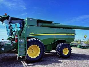 2015 John Deere S690