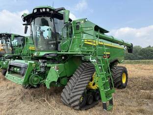 2025 John Deere S7 800