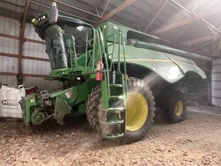 2014 John Deere S690