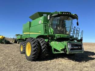 2015 John Deere S670