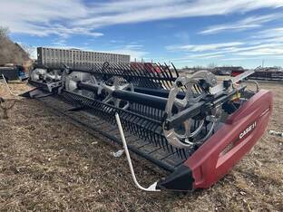 2023 MacDon Industries FD230