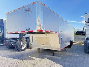 2015 Freedom 30 FT ENCLOSED