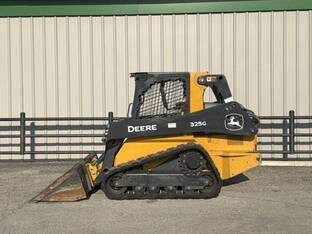2023 John Deere 325G