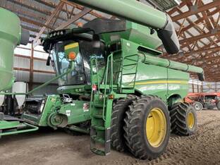 2015 John Deere S670