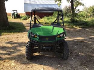 2012 John Deere GATOR XUV 550 GREEN S4