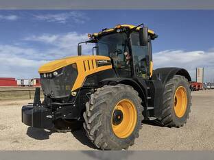 2022 JCB Fastrac 8330