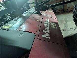 2016 MacDon Industries R116PT