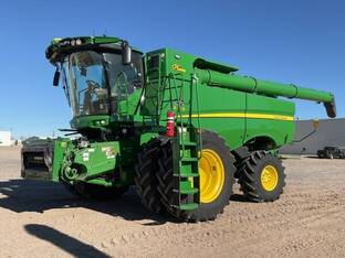 2024 John Deere S780