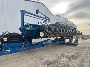 2012 Kinze 3660ASD