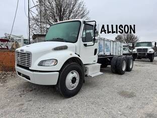 2007 Freightliner BUSINESS CLASS M2 106