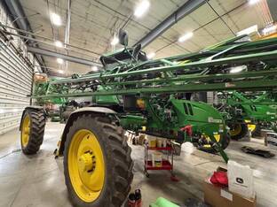 2023 John Deere 412R