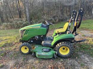 2011 John Deere 1023E