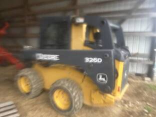2012 John Deere 326D