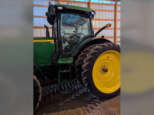 2013 John Deere 8235R