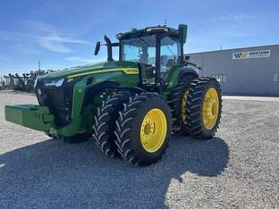 2023 John Deere 8R 340
