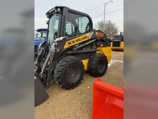 2025 New Holland L320