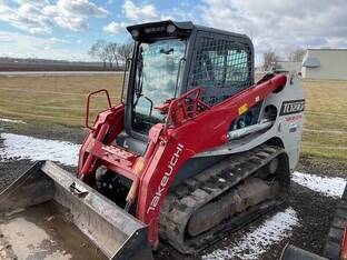 2022 Takeuchi TL12R2